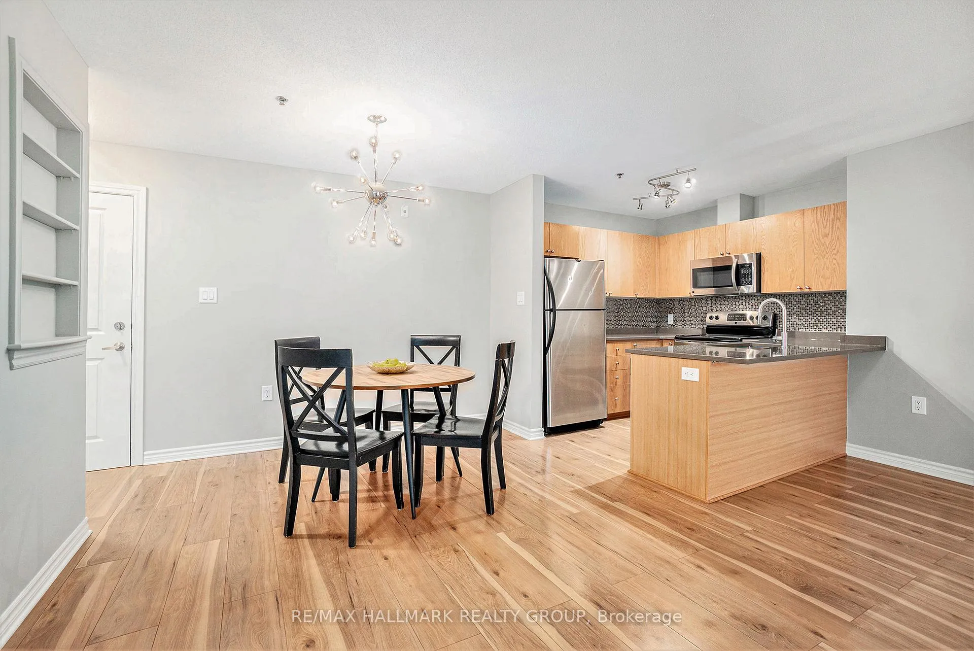 Photo 9 of Unit 211, 151 Potts Private, Ottawa, Notting Hill/Summerside — HOMEH