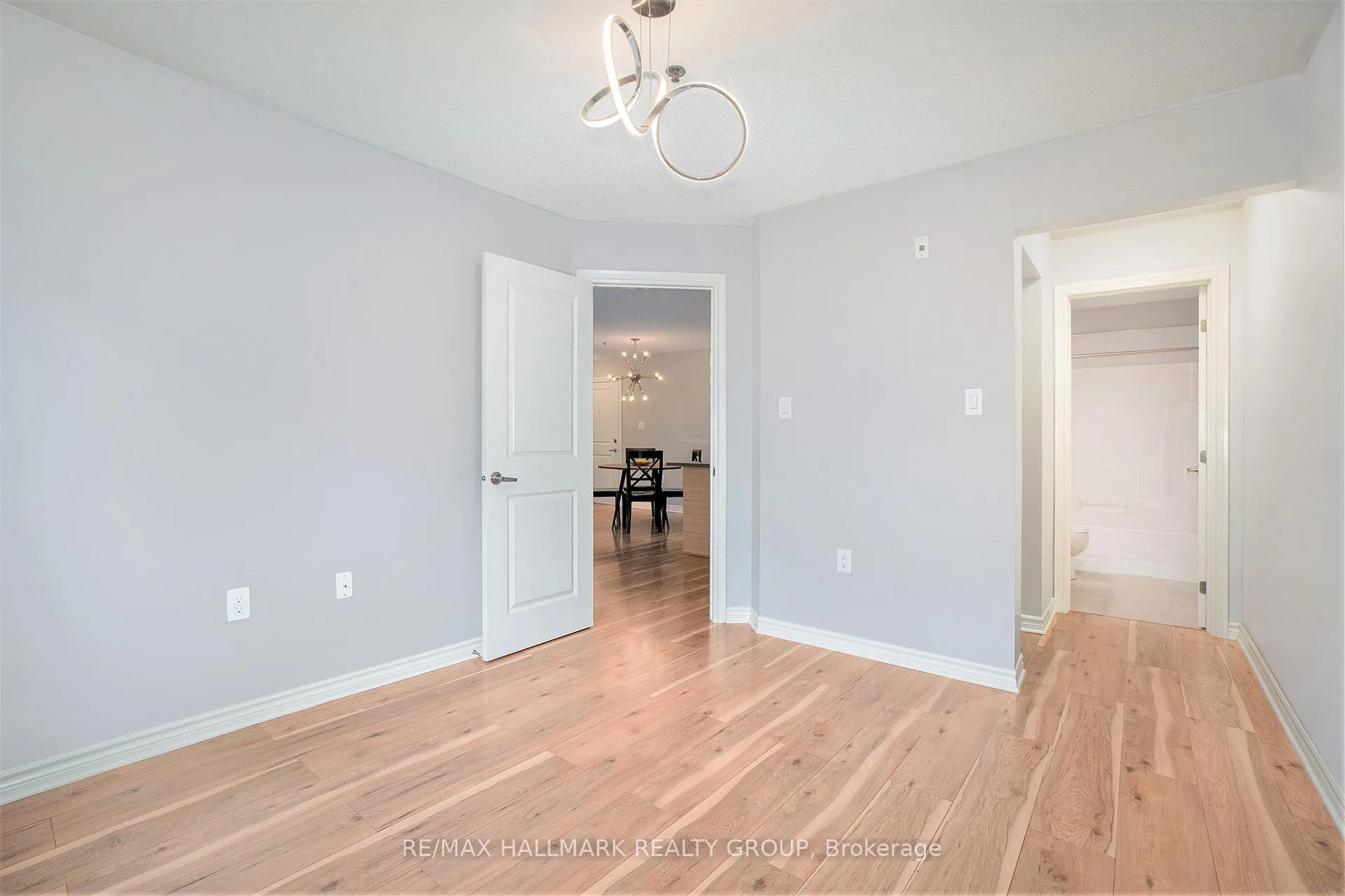 Photo 14 of Unit 211, 151 Potts Private, Ottawa, Notting Hill/Summerside — HOMEH