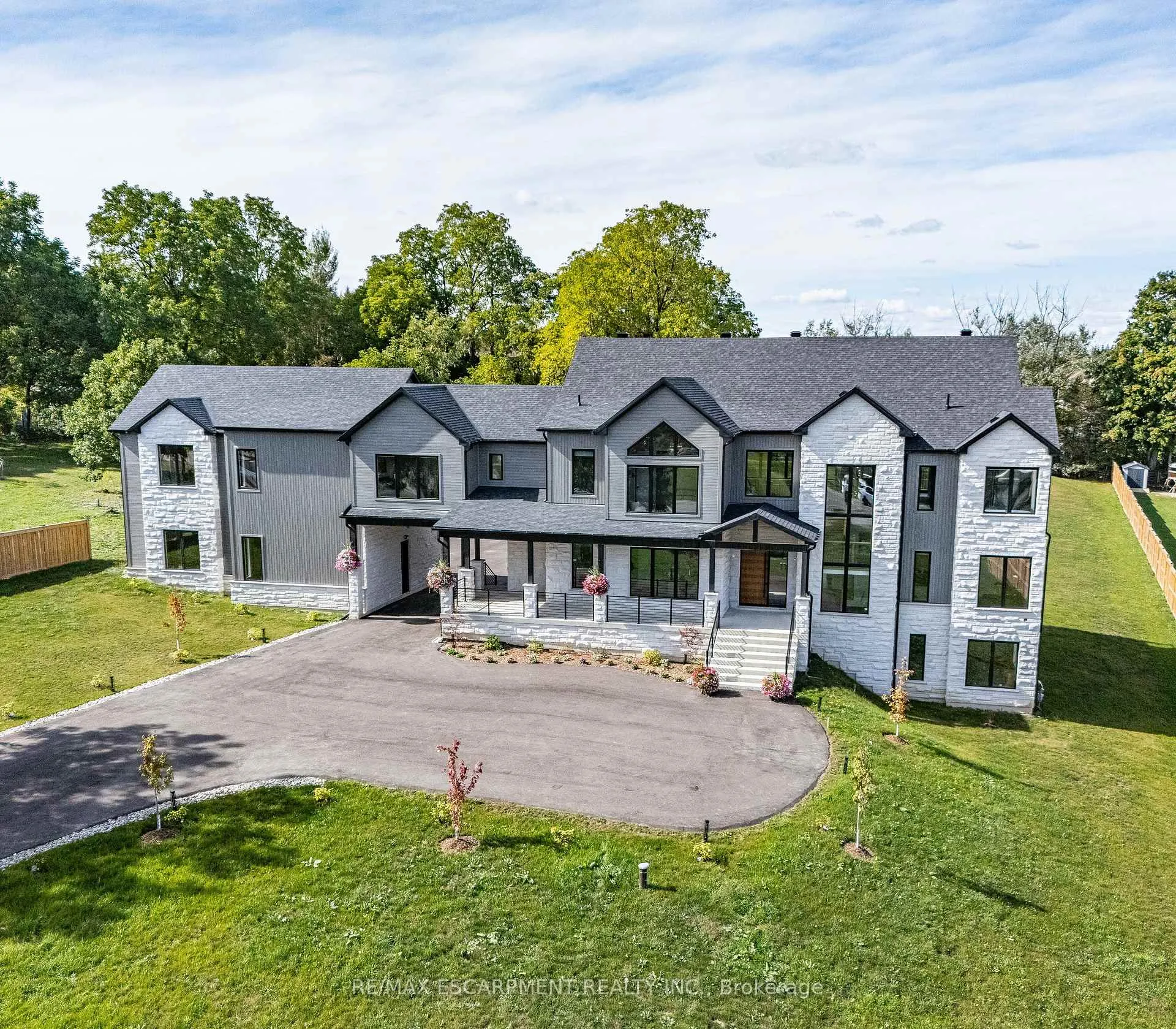 Photo 38 of 8920 Wellington Rd 124, Erin, Rural Erin — HOMEH