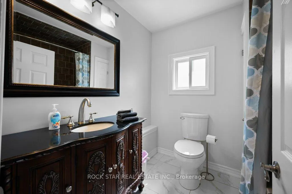 Photo 17 of 830 Mohawk Road E, Hamilton, Berrisfield — HOMEH