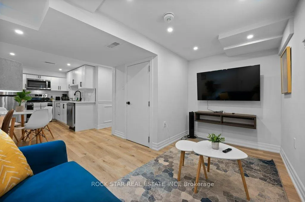 Photo 33 of 830 Mohawk Road E, Hamilton, Berrisfield — HOMEH
