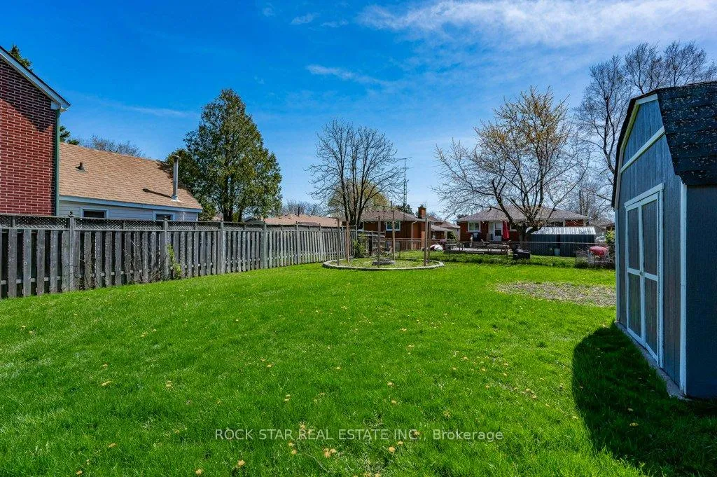 Photo 37 of 830 Mohawk Road E, Hamilton, Berrisfield — HOMEH