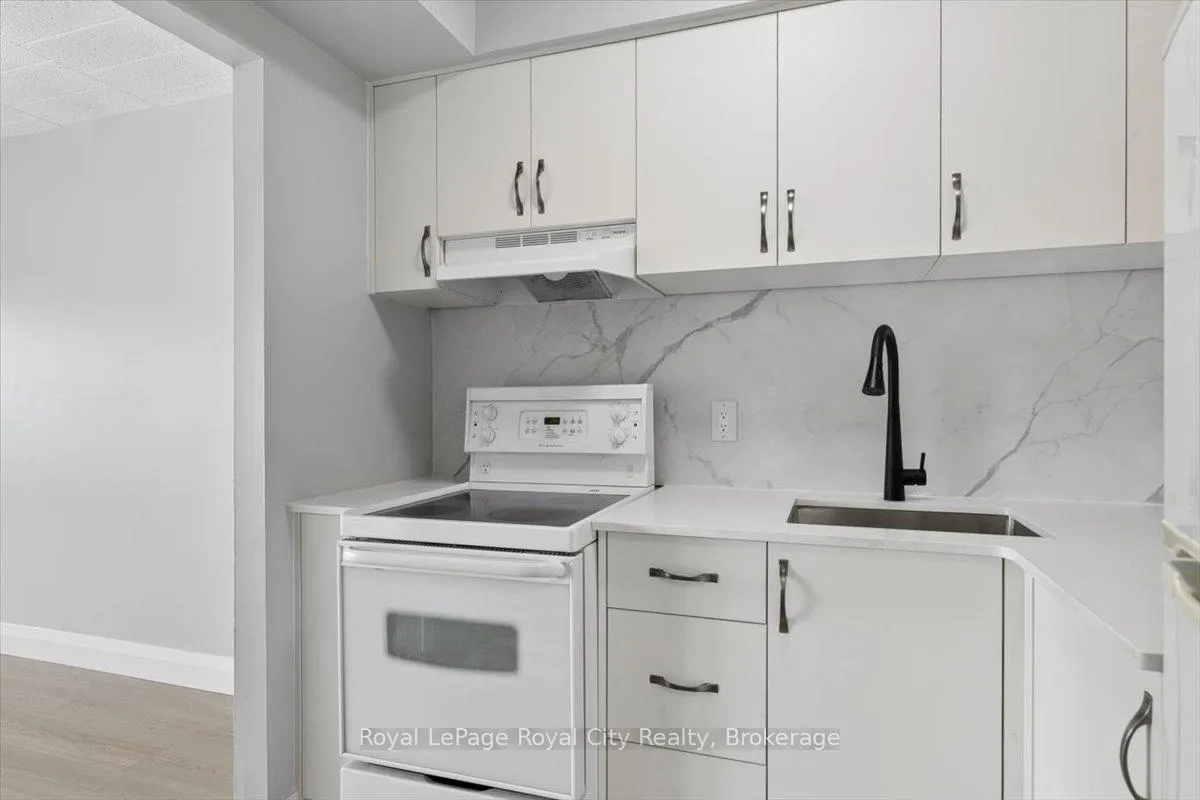 Photo 9 of Unit 512, 91 Conroy Crescent, Guelph, Dovercliffe Park/Old University — HOMEH