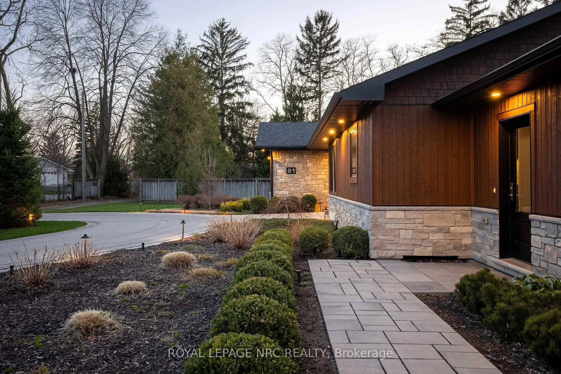 Photo 3 of 81 Simpson Road, St. Catharines, Lakeshore — HOMEH