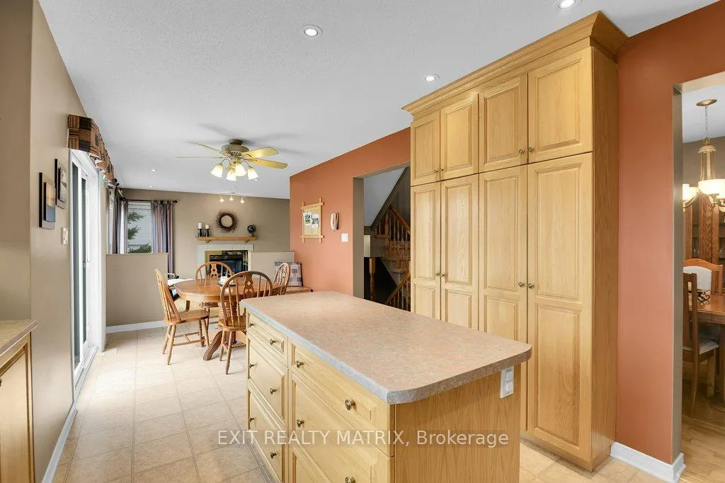 Photo 12 of 4717 McNeely Road, Ottawa, Sarsfield/Bearbrook — HOMEH