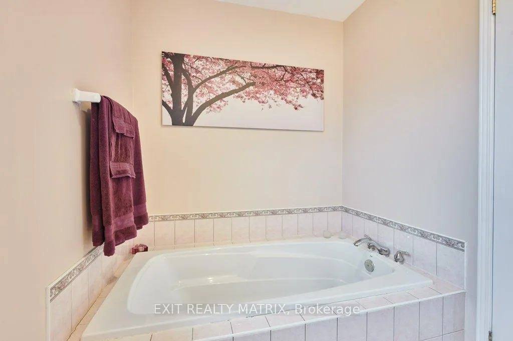 Photo 25 of 4717 McNeely Road, Ottawa, Sarsfield/Bearbrook — HOMEH