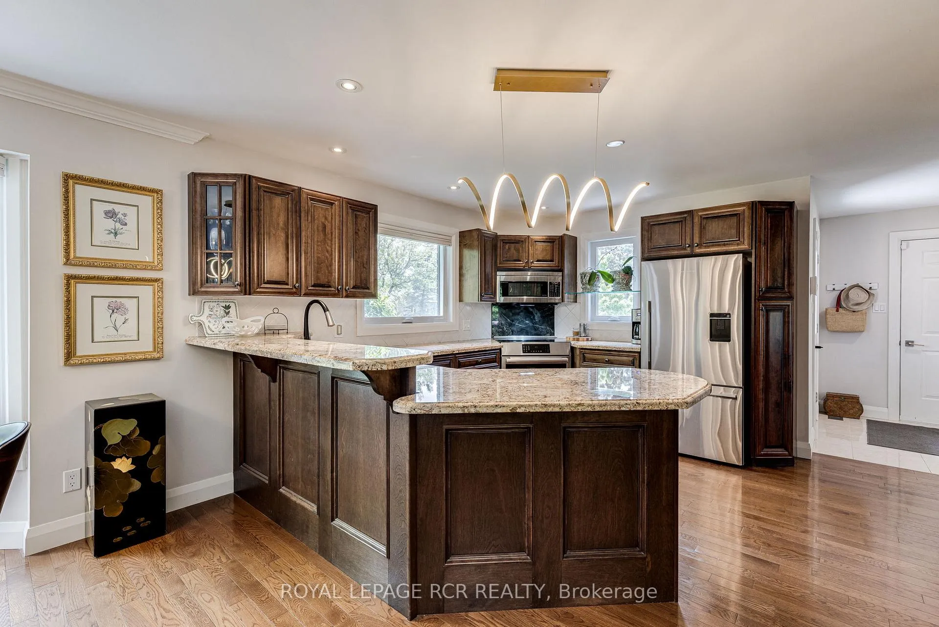 Photo 8 of 1 Lormik Drive, Uxbridge, Rural Uxbridge — HOMEH