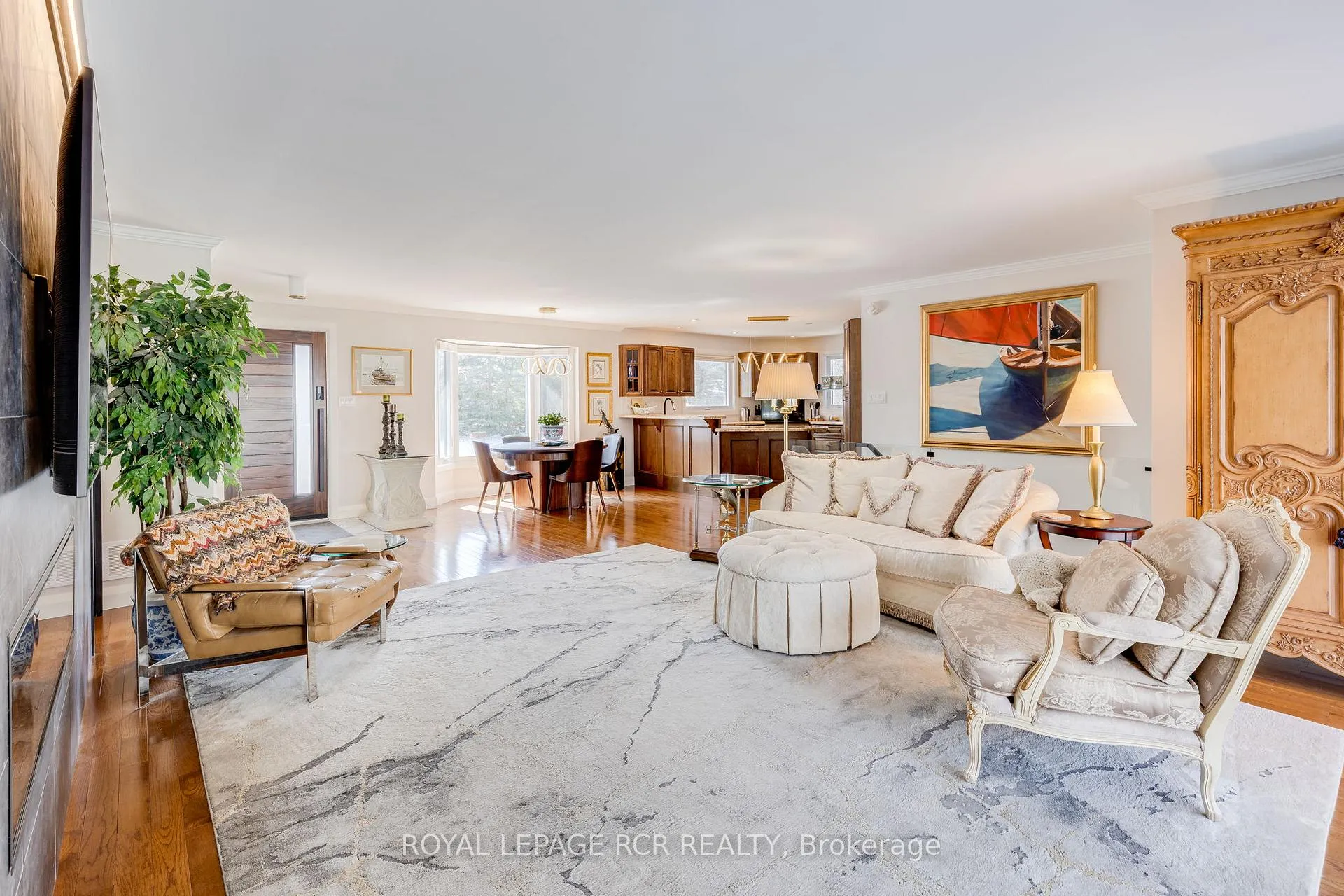 Photo 13 of 1 Lormik Drive, Uxbridge, Rural Uxbridge — HOMEH