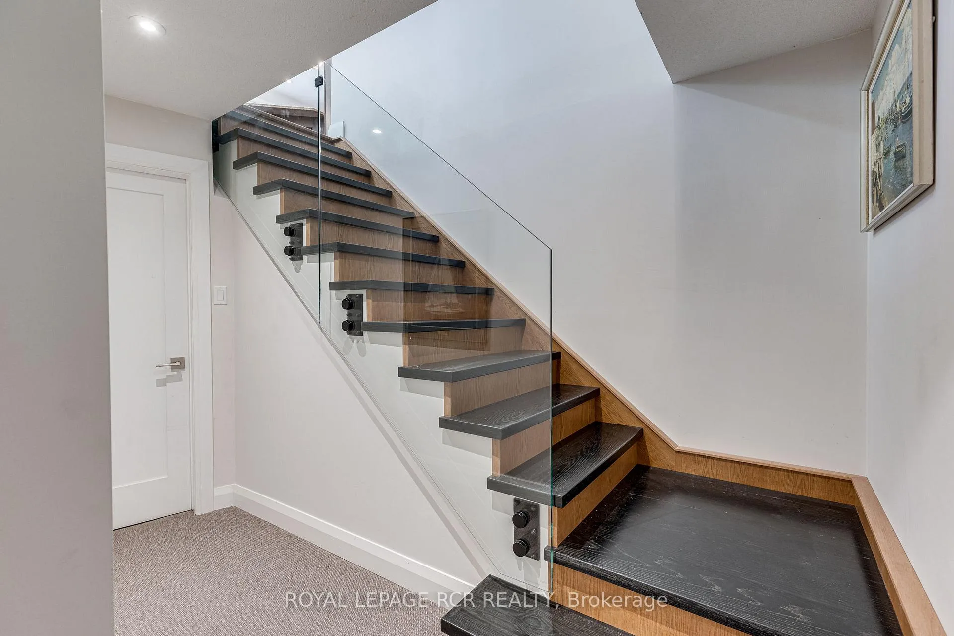 Photo 26 of 1 Lormik Drive, Uxbridge, Rural Uxbridge — HOMEH