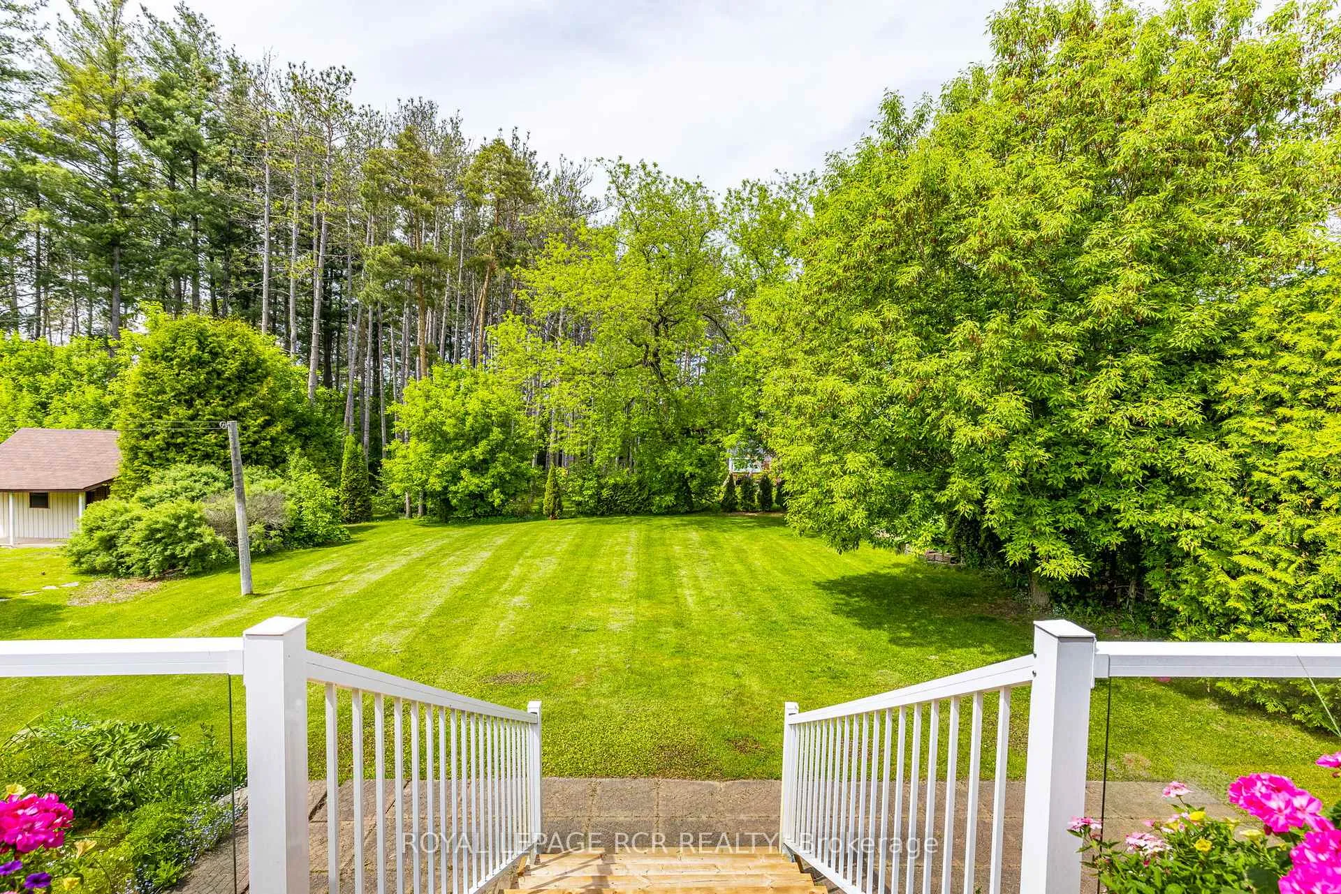 Photo 44 of 1 Lormik Drive, Uxbridge, Rural Uxbridge — HOMEH
