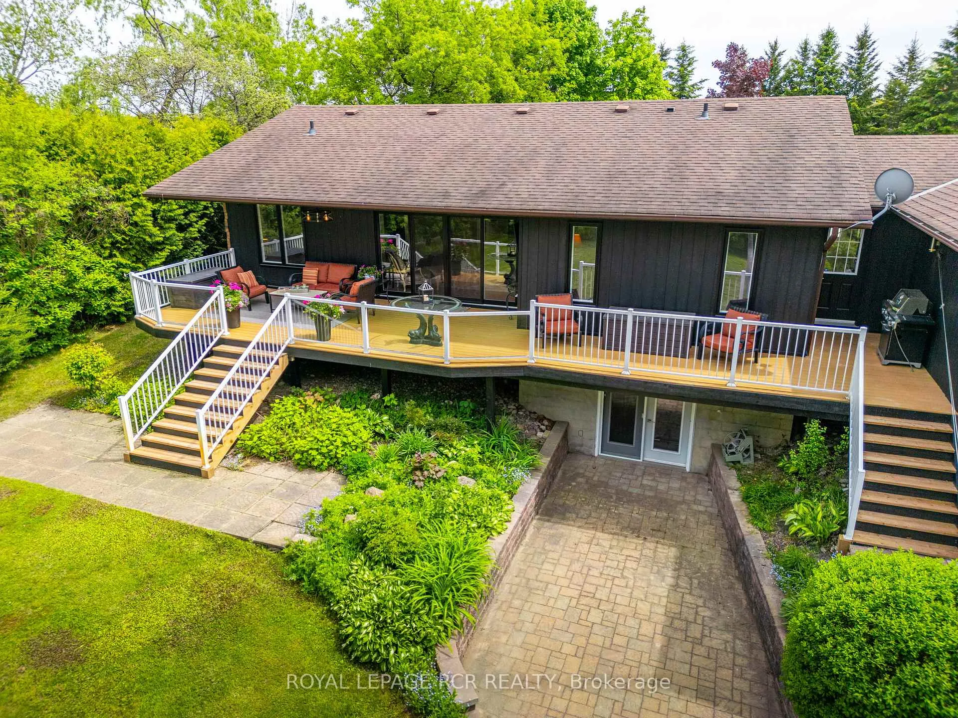 Photo 49 of 1 Lormik Drive, Uxbridge, Rural Uxbridge — HOMEH
