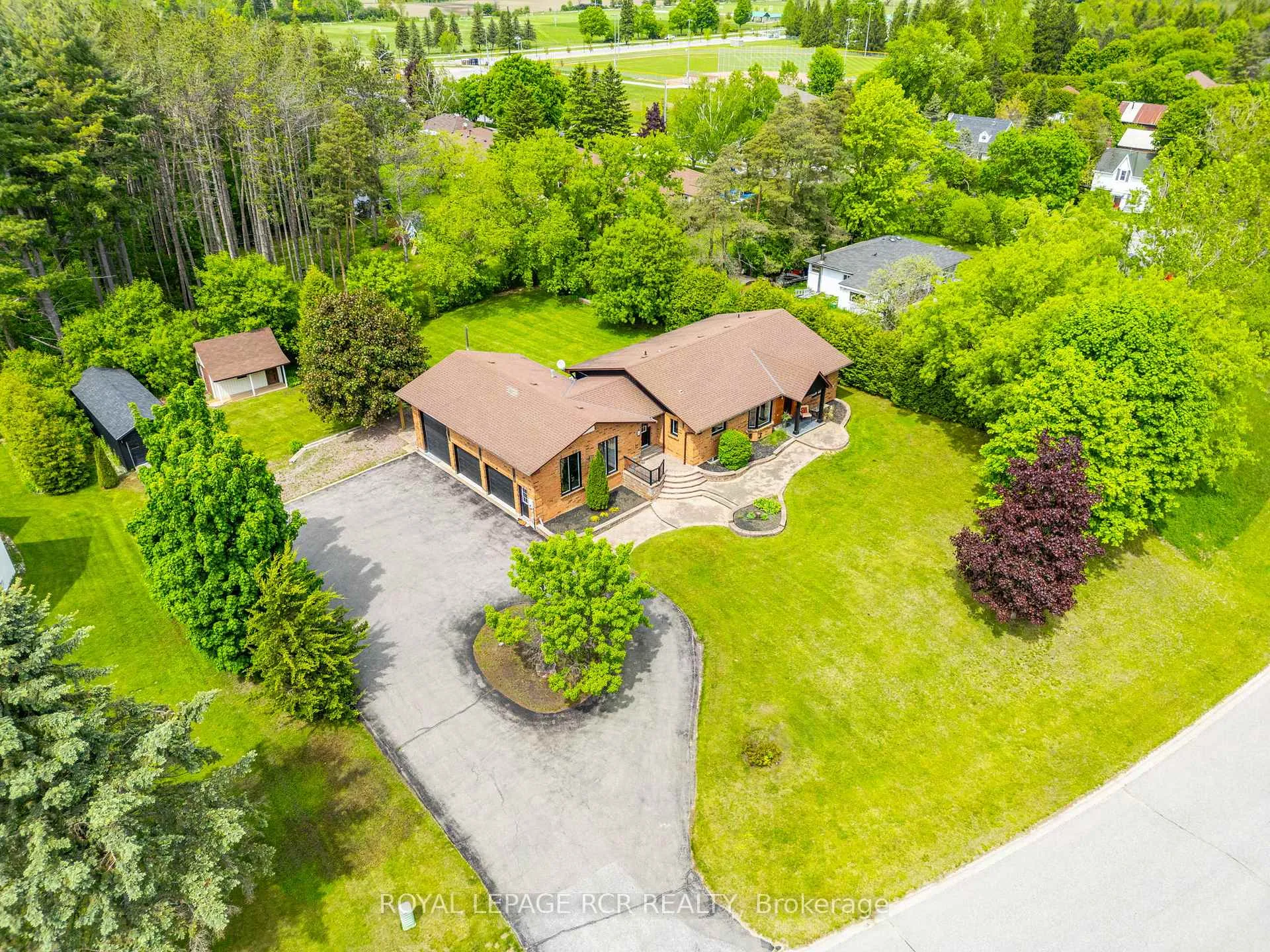 Photo 50 of 1 Lormik Drive, Uxbridge, Rural Uxbridge — HOMEH