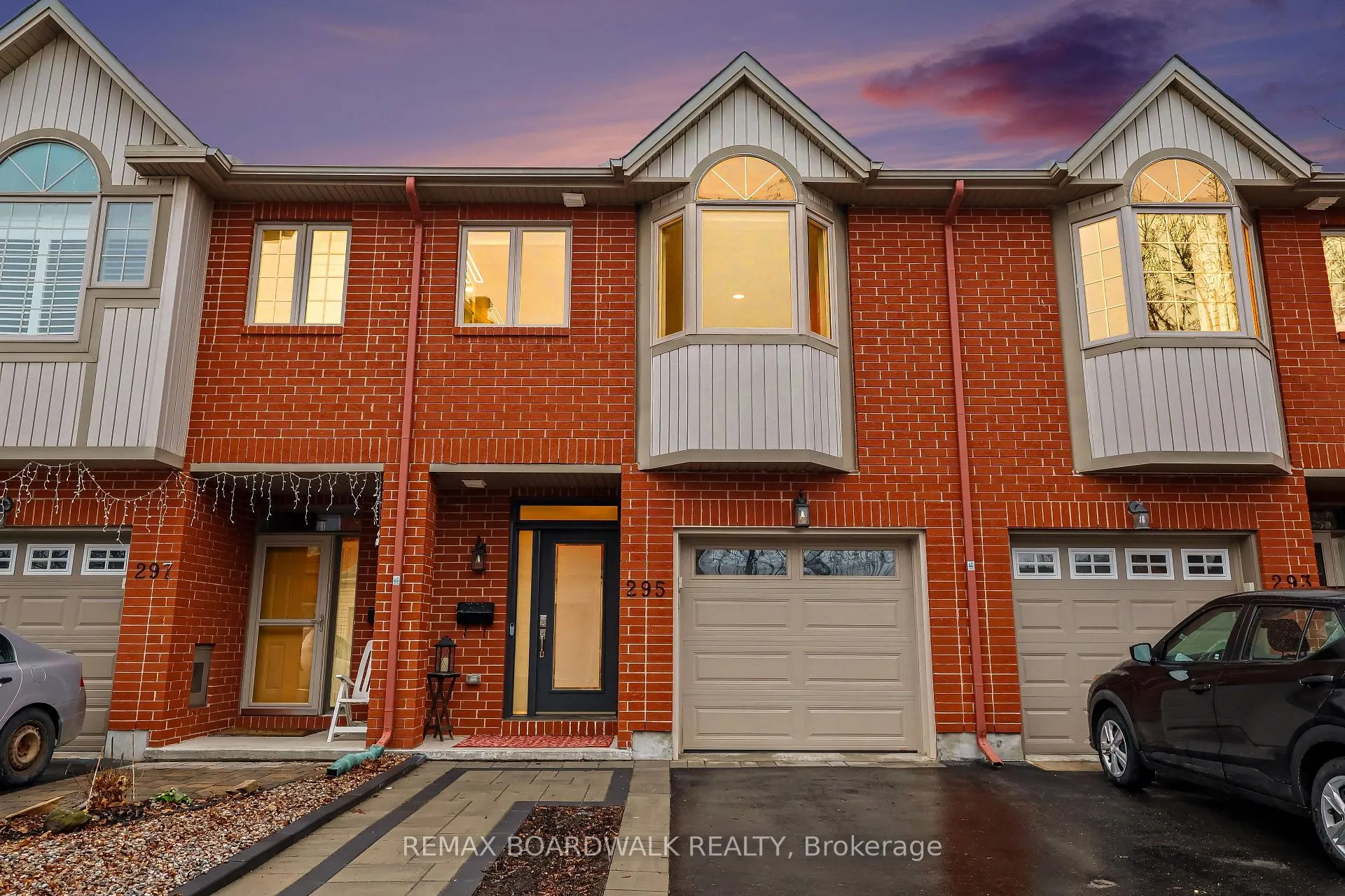 Photo 1 of 295 Meilleur Private, Ottawa, Vanier — HOMEH