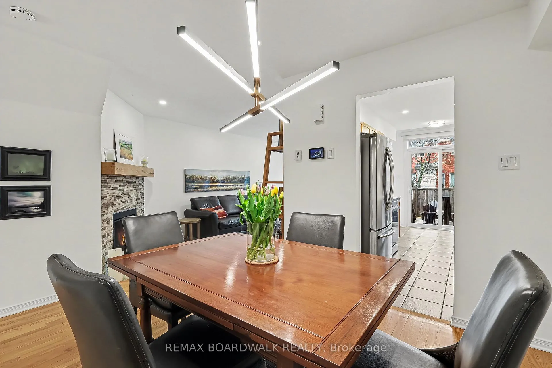 Photo 11 of 295 Meilleur Private, Ottawa, Vanier — HOMEH