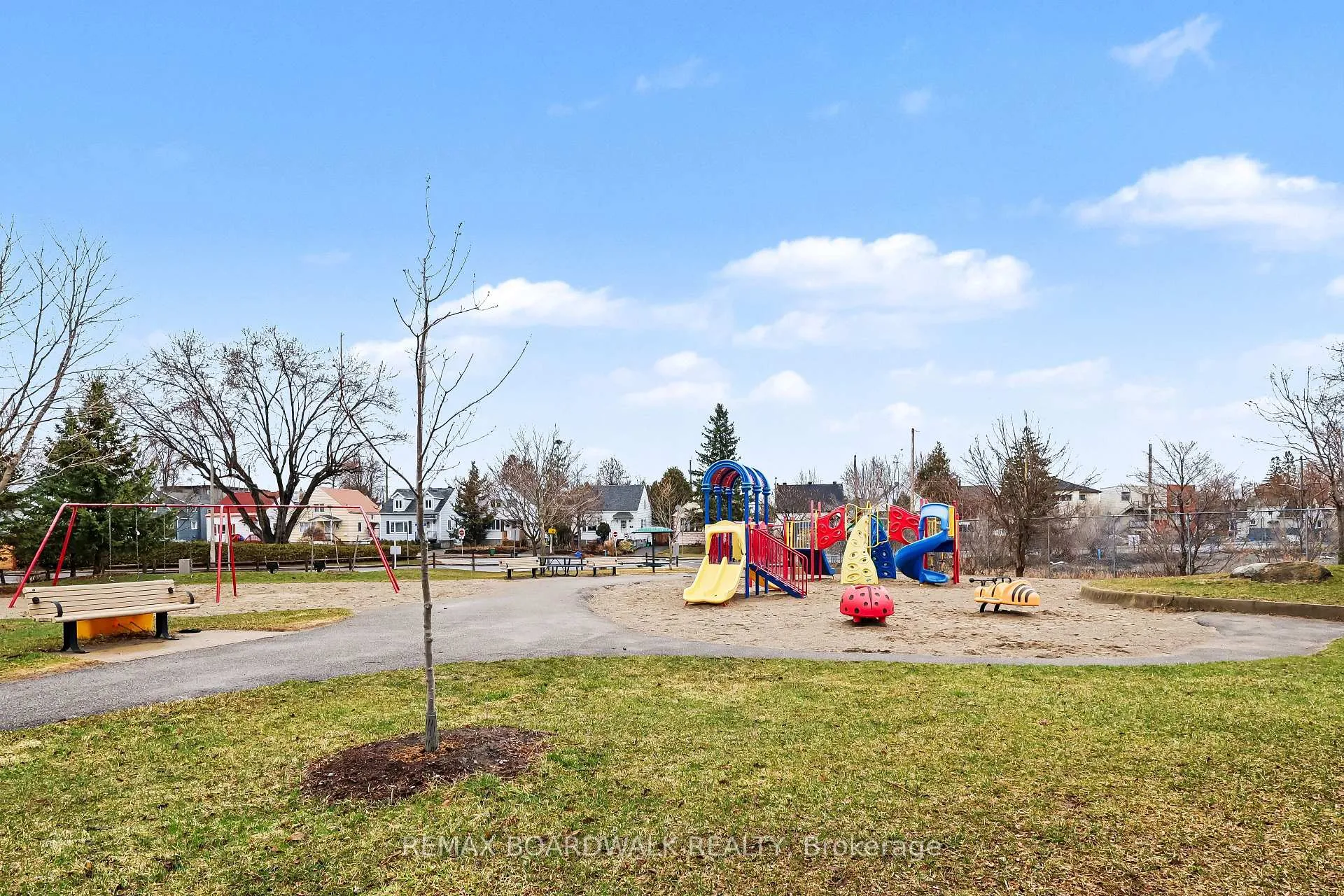 Photo 31 of 295 Meilleur Private, Ottawa, Vanier — HOMEH
