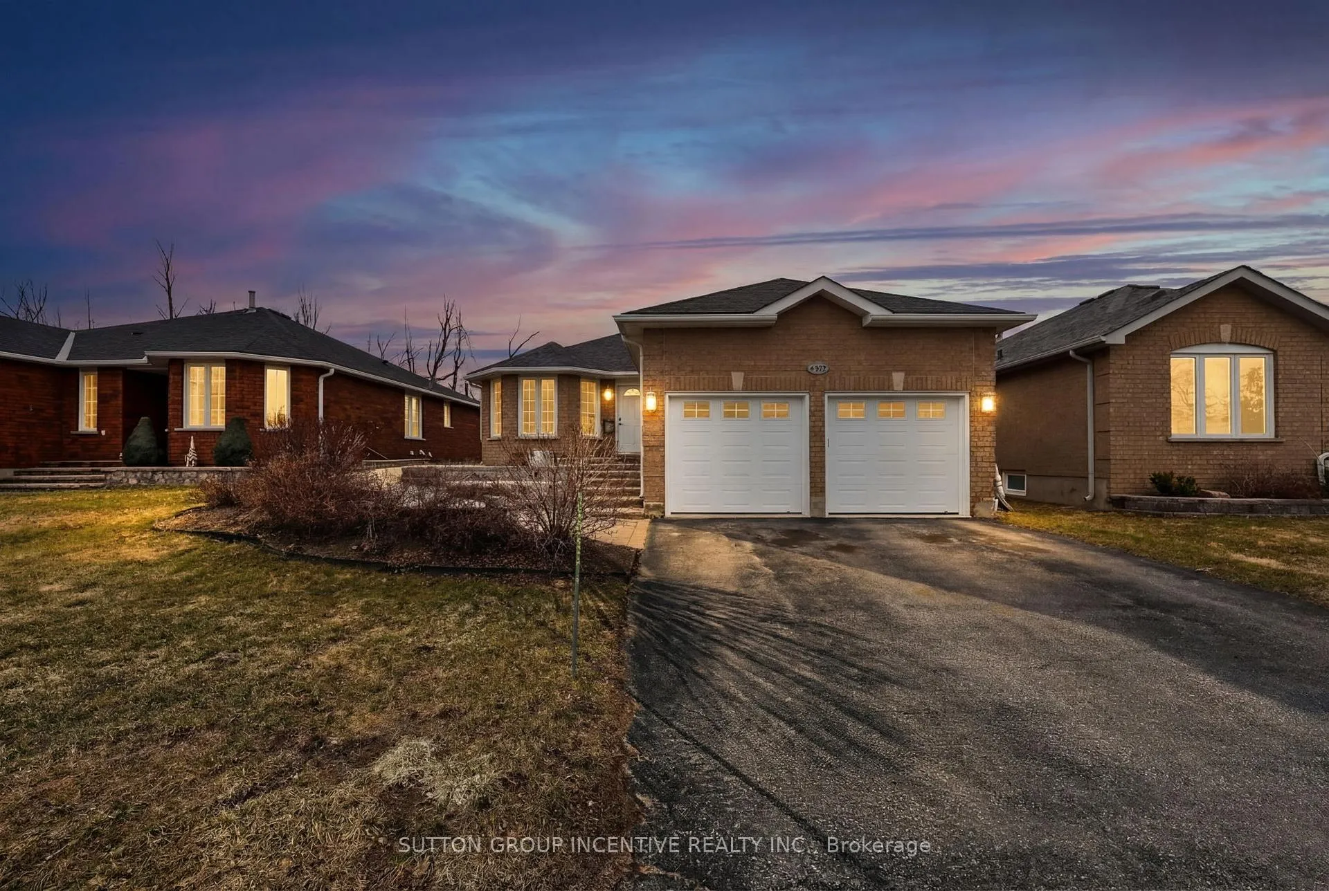 Photo 1 of 350 Cundles Road W, Barrie, Northwest — HOMEH