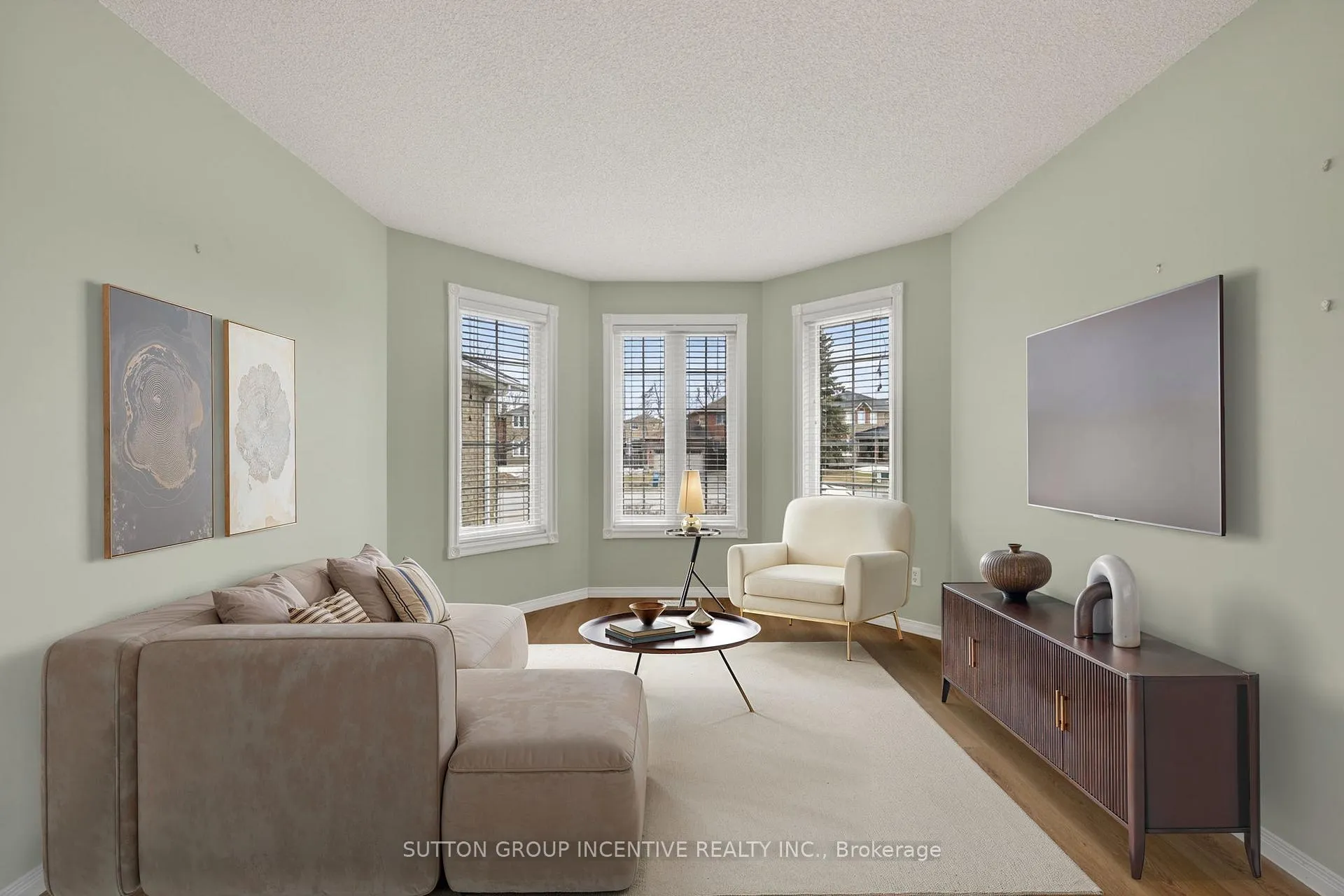 Photo 9 of 350 Cundles Road W, Barrie, Northwest — HOMEH