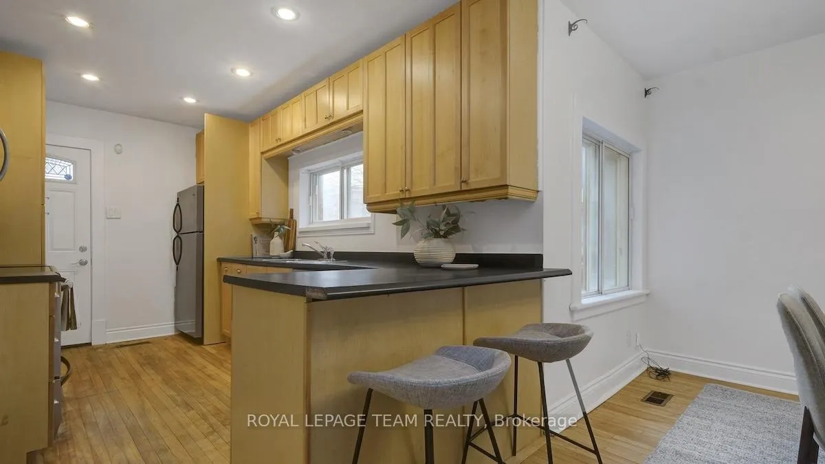 Photo 17 of 43 Beverley Avenue, Ottawa, Hintonburg — HOMEH