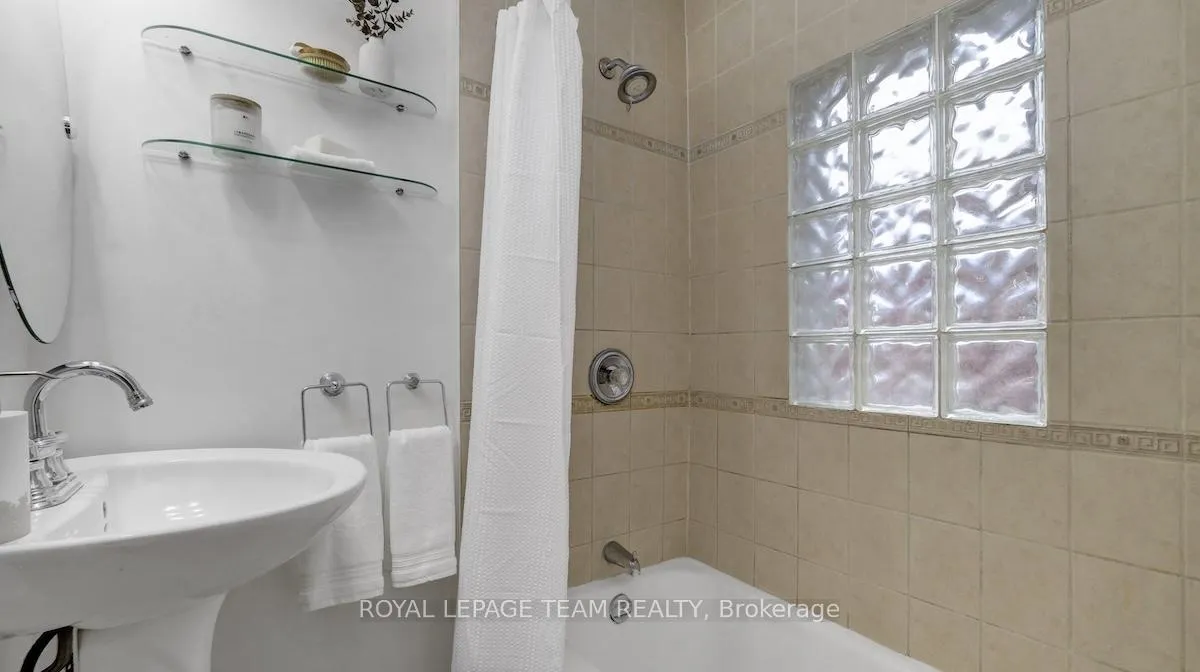 Photo 28 of 43 Beverley Avenue, Ottawa, Hintonburg — HOMEH