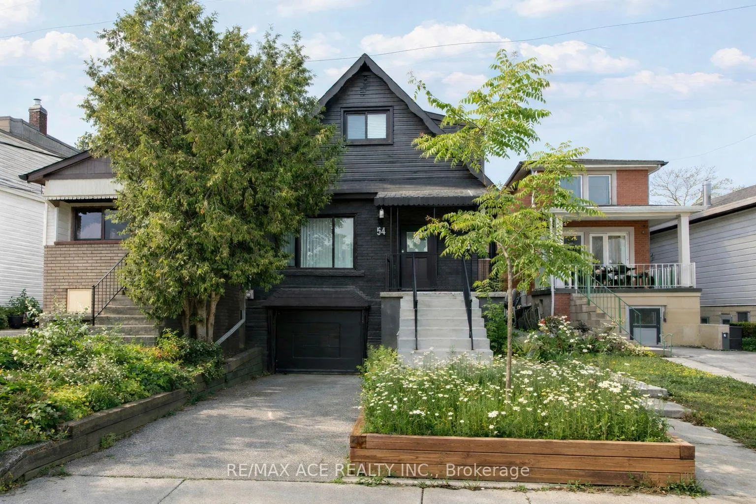 Photo 1 of 54 S Woodrow Boulevard, Scarborough, Birchcliffe-Cliffside — HOMEH