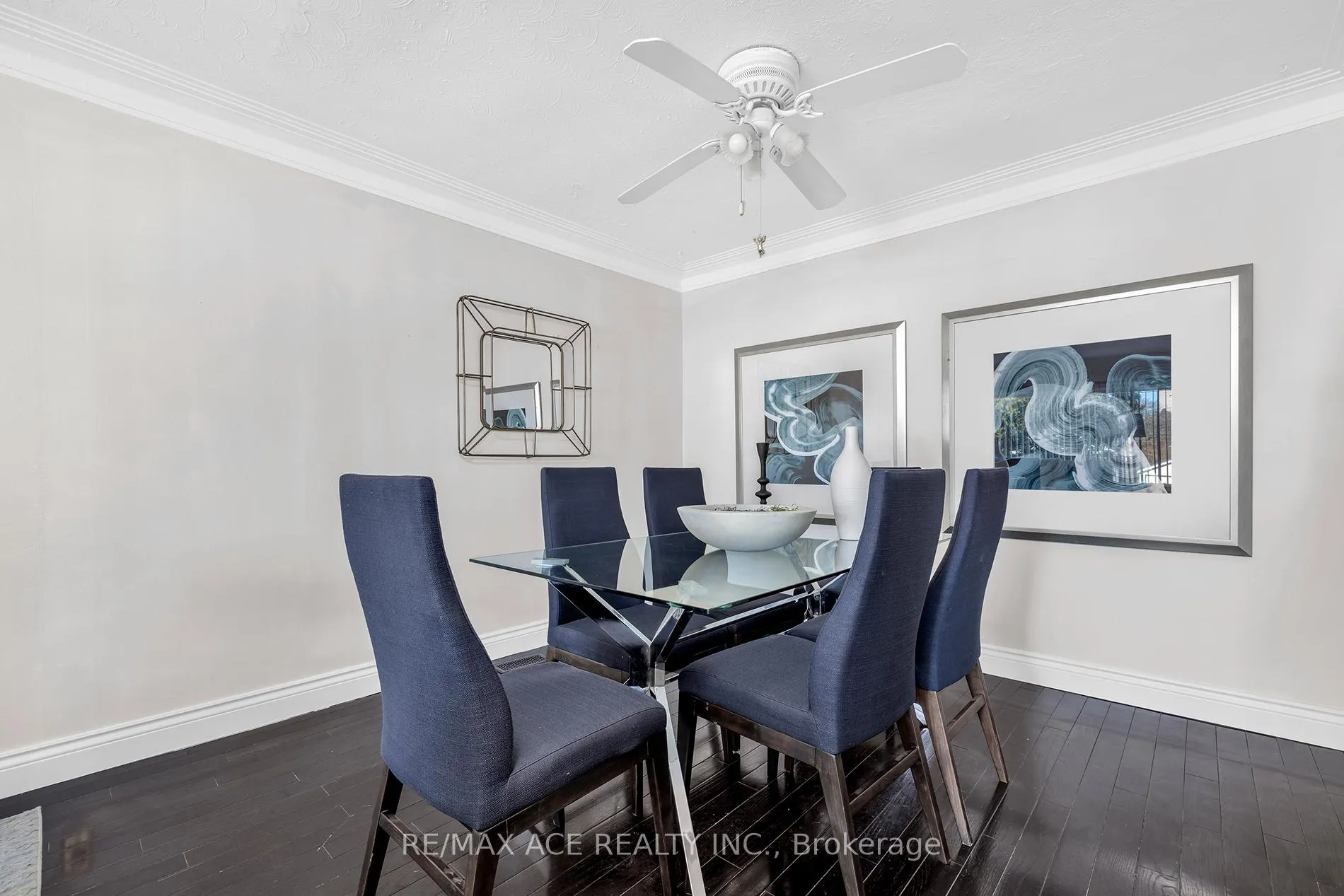 Photo 5 of 54 S Woodrow Boulevard, Scarborough, Birchcliffe-Cliffside — HOMEH