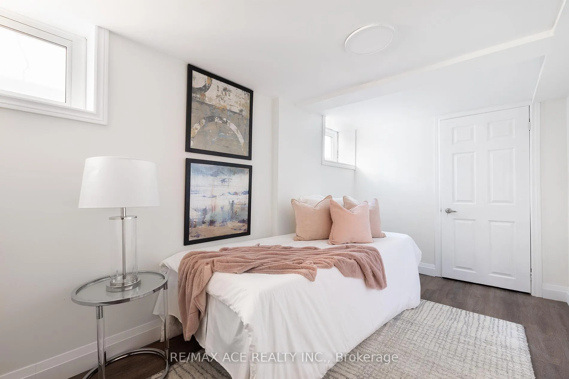 Photo 35 of 54 S Woodrow Boulevard, Scarborough, Birchcliffe-Cliffside — HOMEH