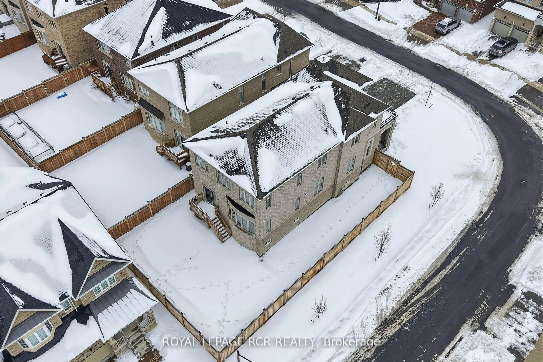Photo 37 of 20 Morley Crescent, Whitby, Rolling Acres — HOMEH