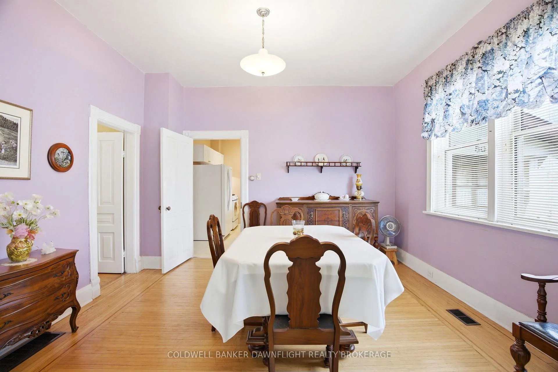 Photo 10 of 80 Sanders Street W, South Huron, Exeter — HOMEH