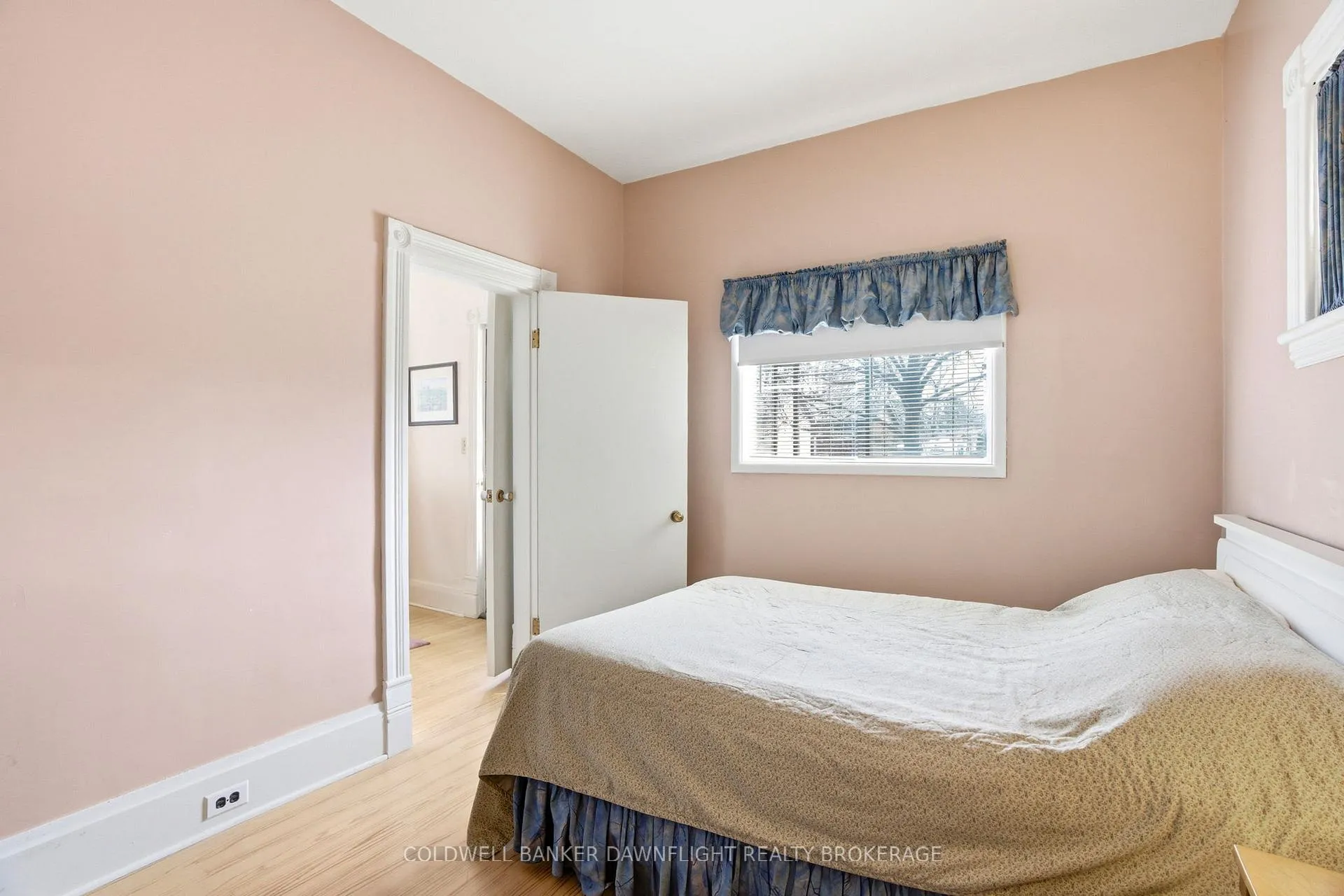 Photo 15 of 80 Sanders Street W, South Huron, Exeter — HOMEH
