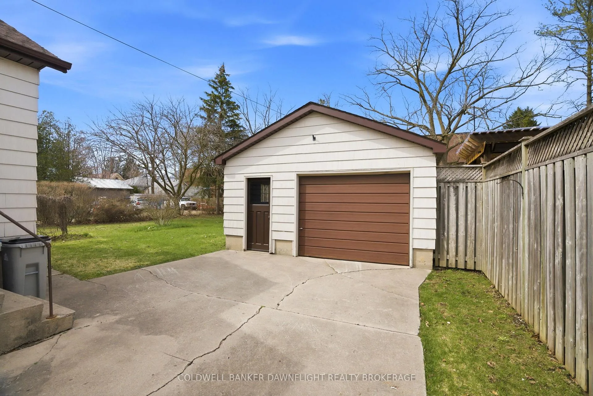 Photo 38 of 80 Sanders Street W, South Huron, Exeter — HOMEH