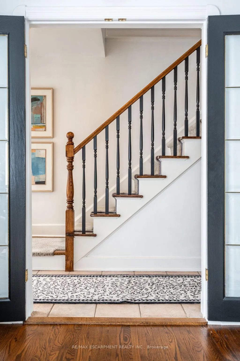 Photo 10 of 60 Inverness Avenue W, Hamilton, Southam — HOMEH