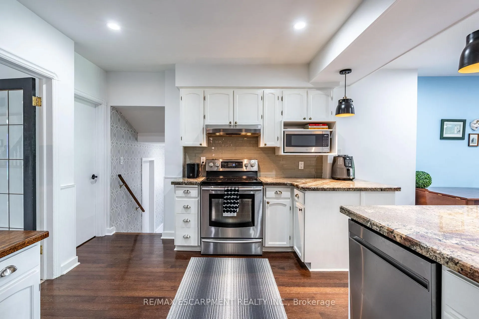 Photo 19 of 60 Inverness Avenue W, Hamilton, Southam — HOMEH
