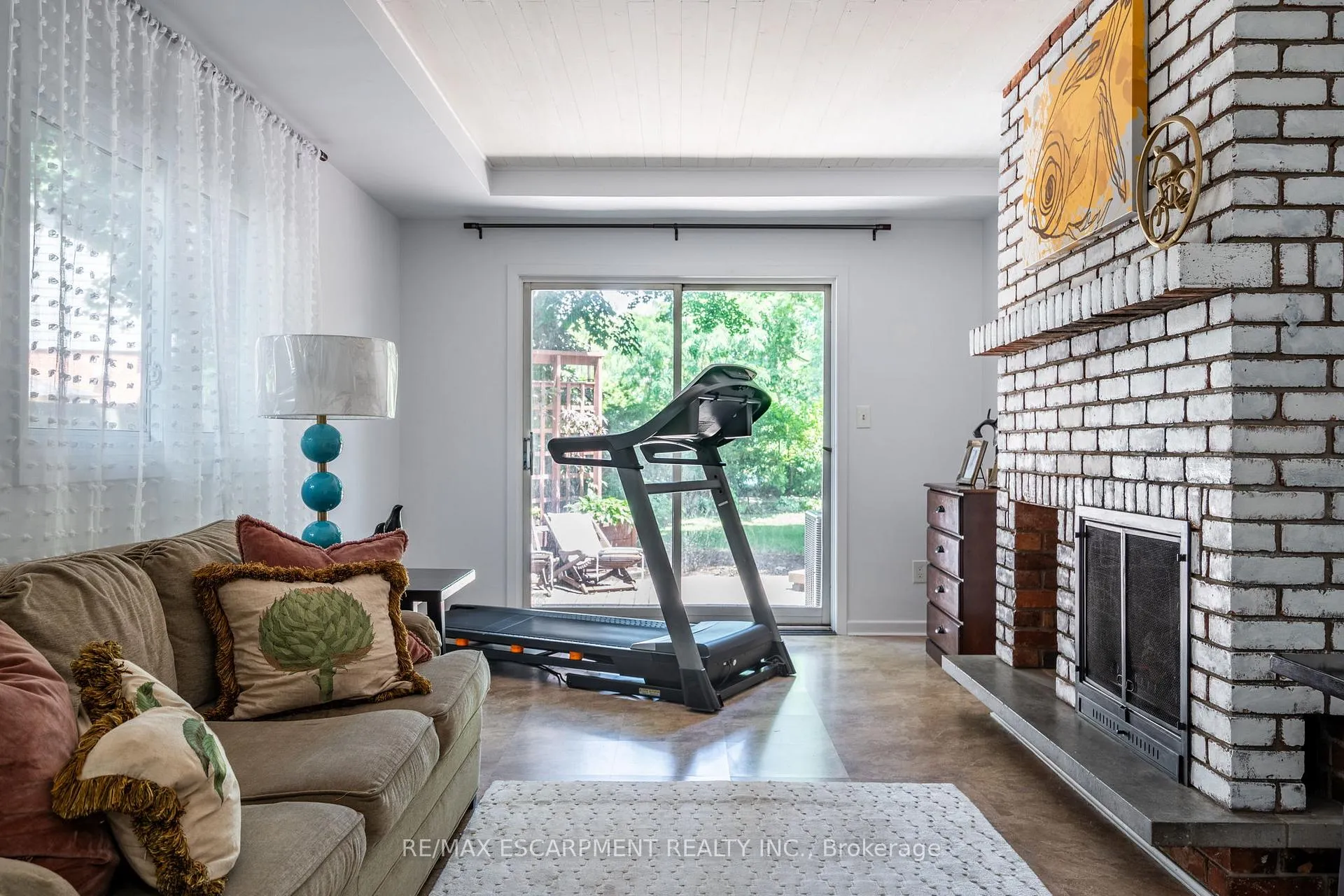 Photo 23 of 60 Inverness Avenue W, Hamilton, Southam — HOMEH