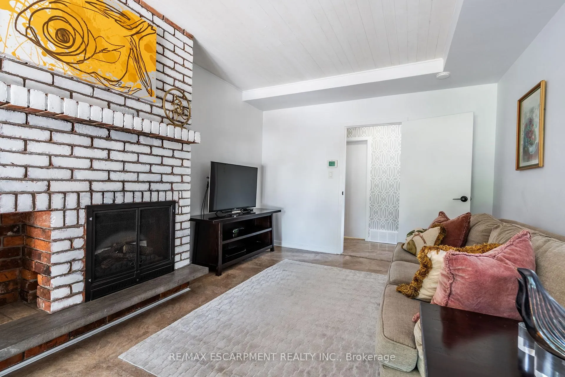 Photo 24 of 60 Inverness Avenue W, Hamilton, Southam — HOMEH