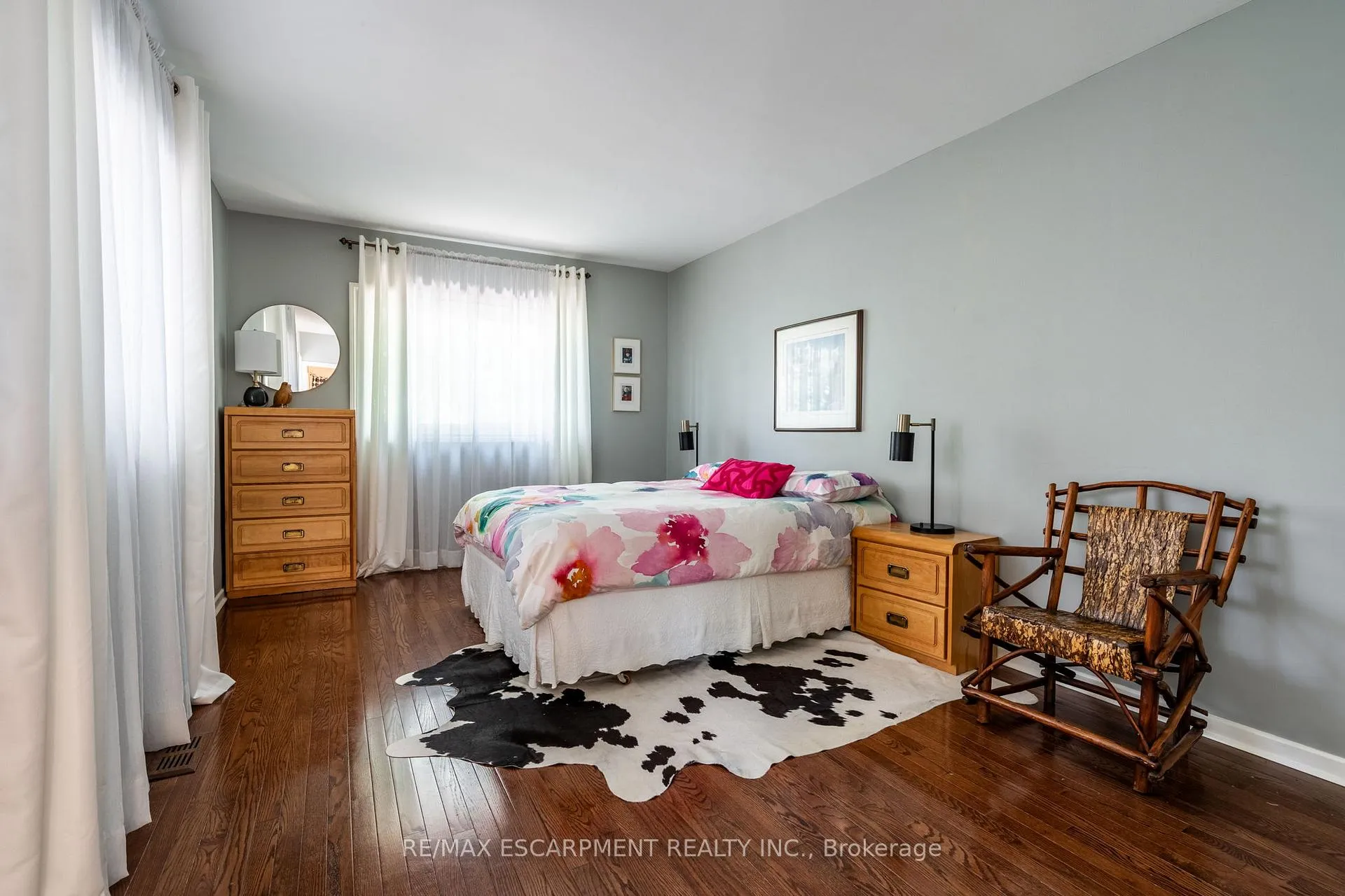 Photo 28 of 60 Inverness Avenue W, Hamilton, Southam — HOMEH