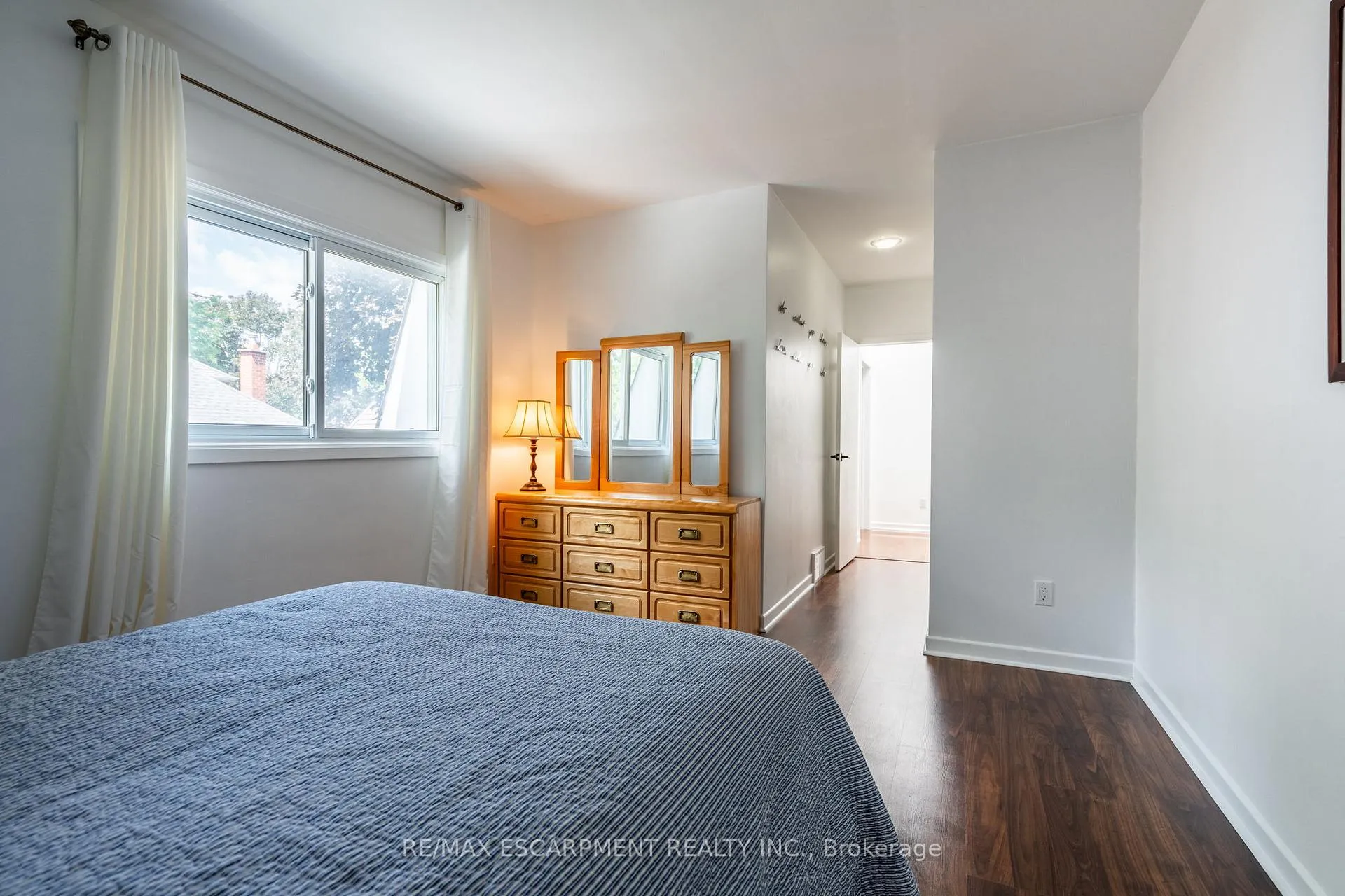 Photo 34 of 60 Inverness Avenue W, Hamilton, Southam — HOMEH