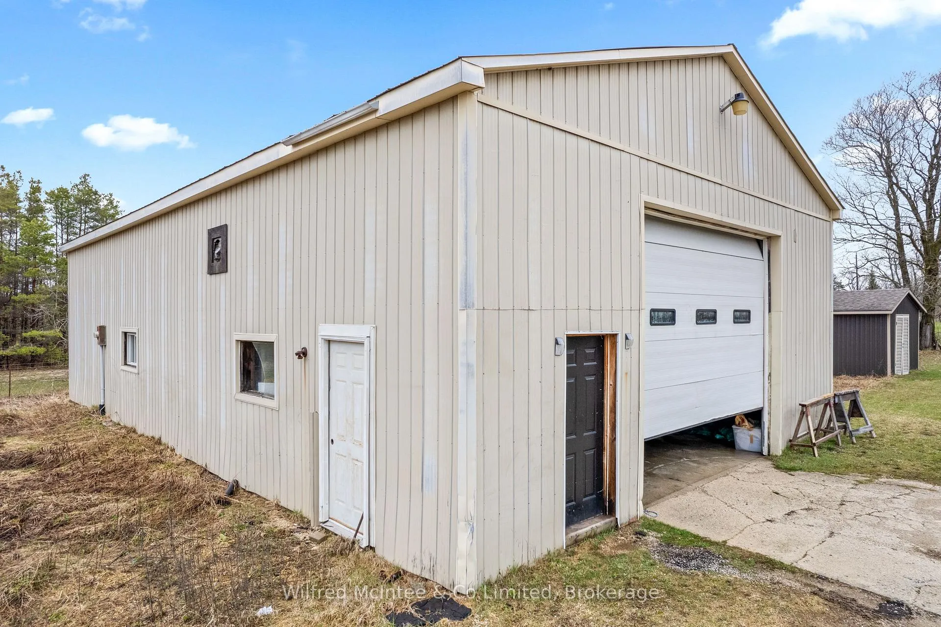 Photo 41 of 333424 Concession 1, West Grey — HOMEH