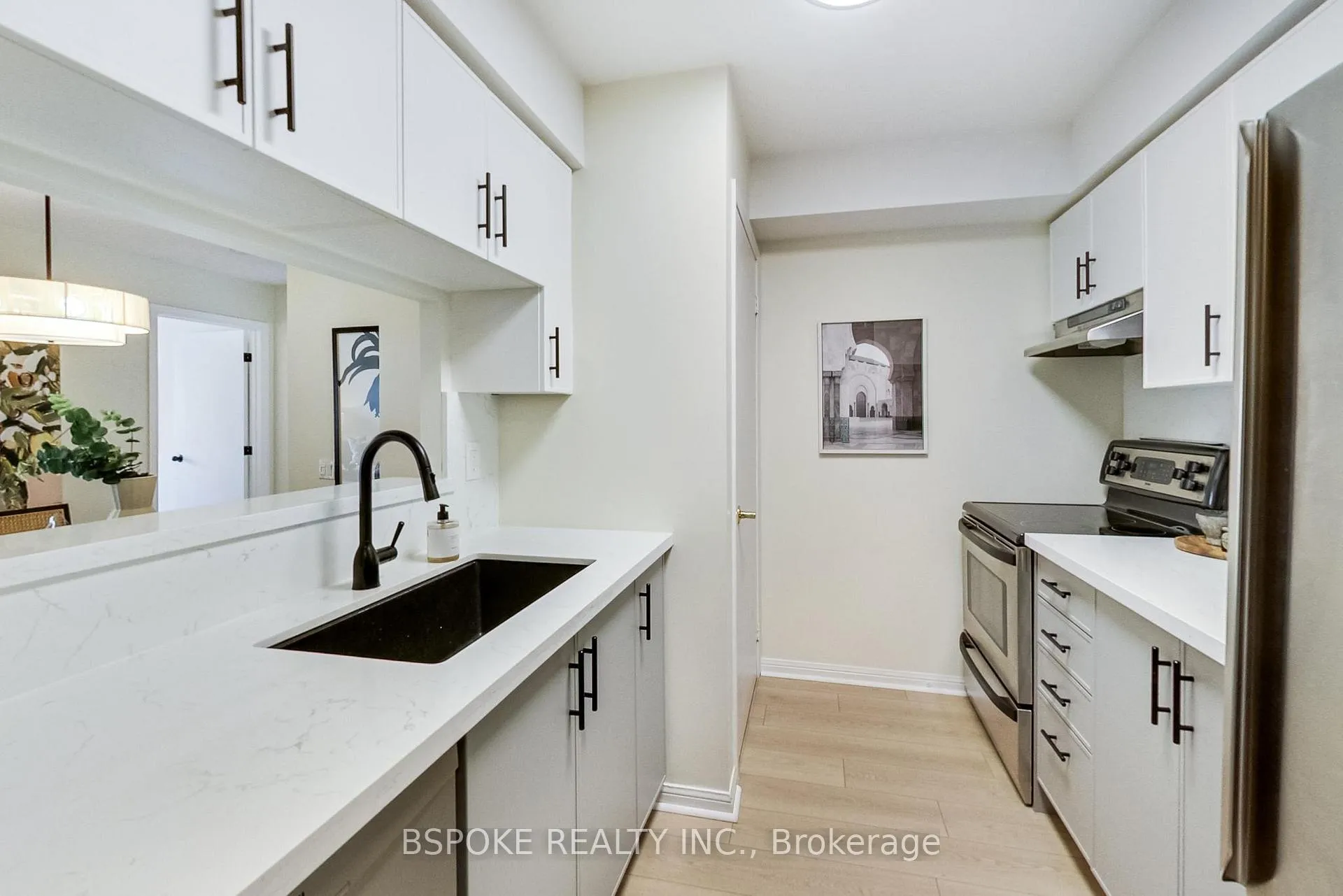Photo 4 of Unit 509, 650 Lawrence Avenue W, Toronto, Englemount-Lawrence — HOMEH