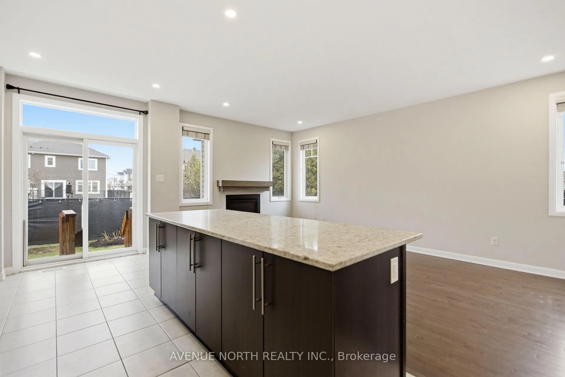 Photo 11 of 94 Gardenpost Terrace, Ottawa, Avalon West — HOMEH