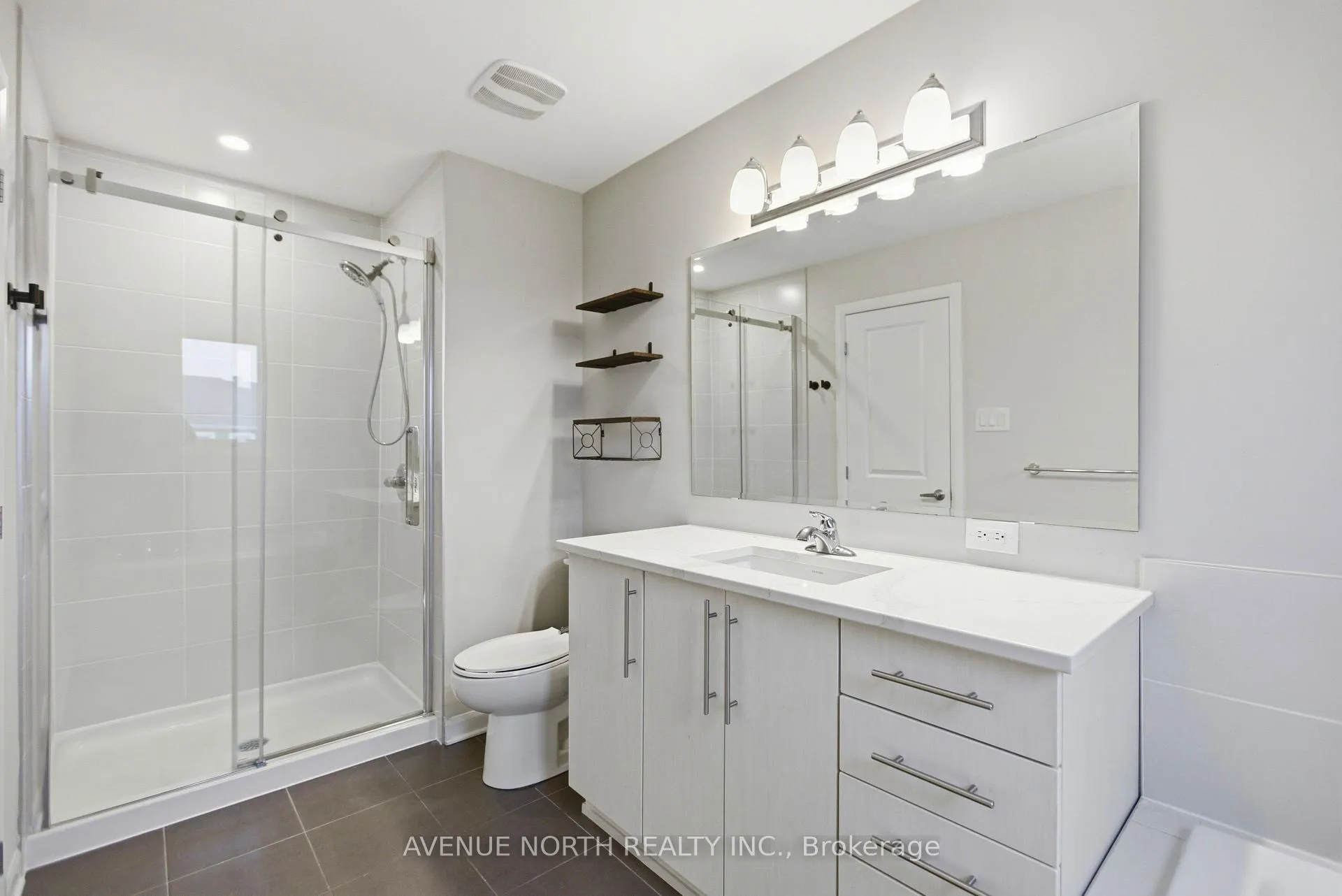 Photo 16 of 94 Gardenpost Terrace, Ottawa, Avalon West — HOMEH