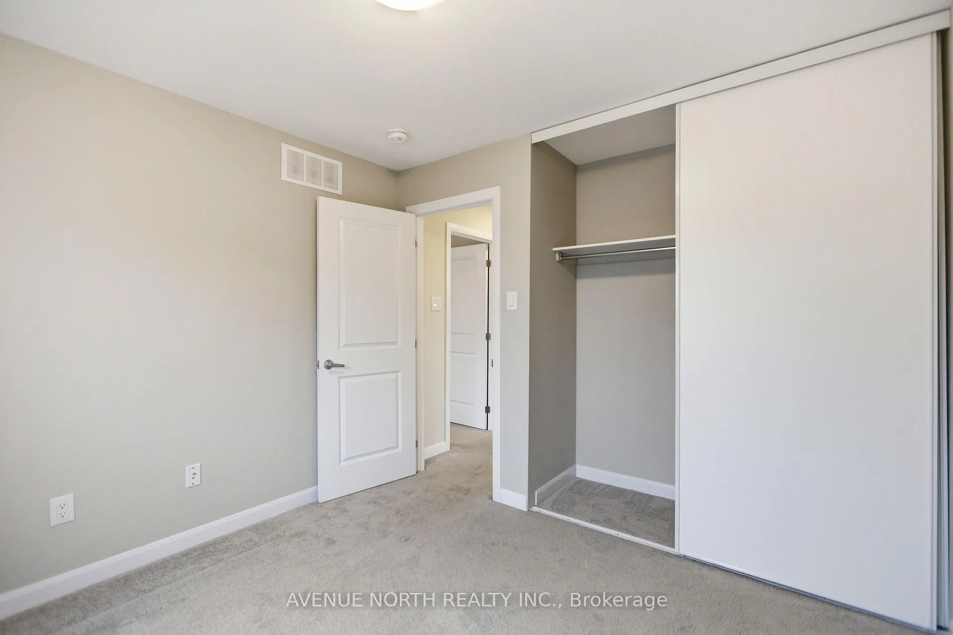 Photo 20 of 94 Gardenpost Terrace, Ottawa, Avalon West — HOMEH