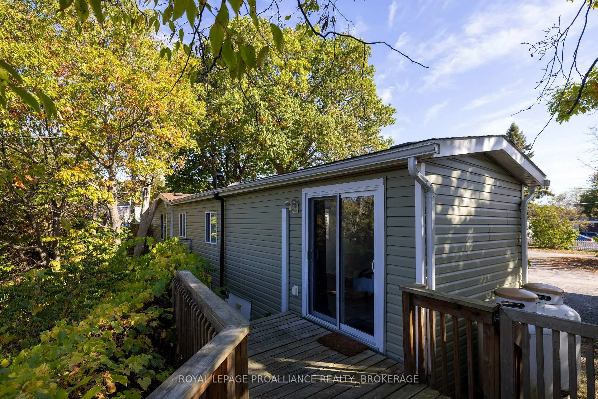 Photo 20 of Unit 17, 5569 Bath Road, Loyalist, Lennox and Addington - South — HOMEH