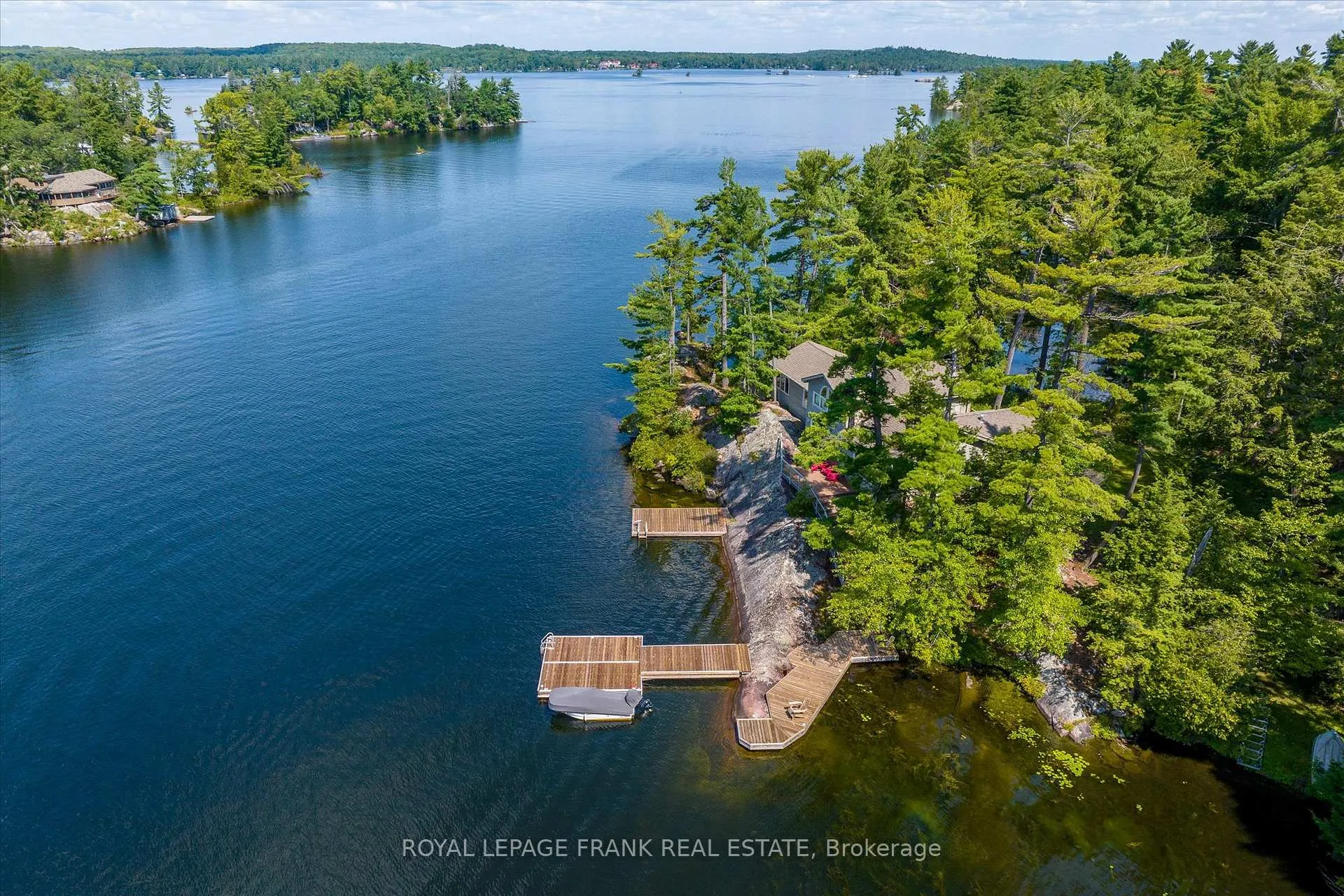 Photo 3 of 484 Juniper Island, Douro-Dummer — HOMEH