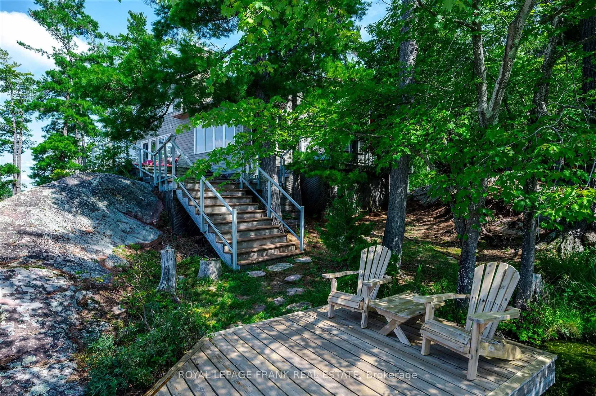 Photo 10 of 484 Juniper Island, Douro-Dummer — HOMEH