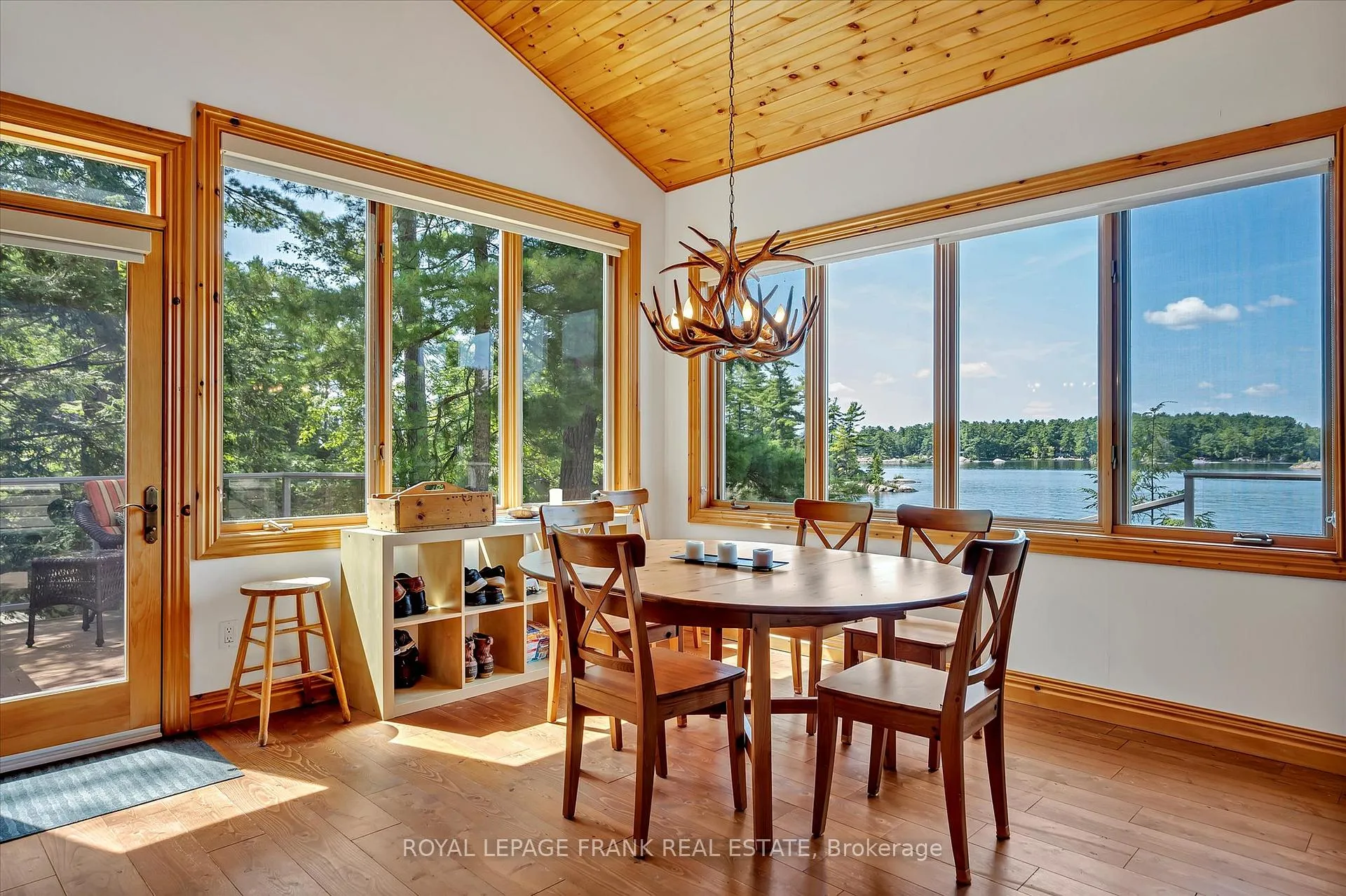 Photo 15 of 484 Juniper Island, Douro-Dummer — HOMEH