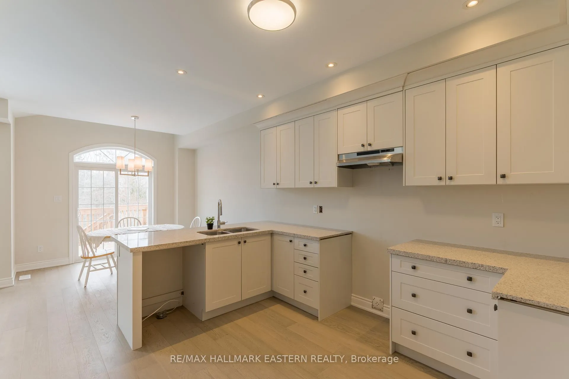 Photo 13 of 37 Coldbrook Drive, Cavan Monaghan, Millbrook Village — HOMEH