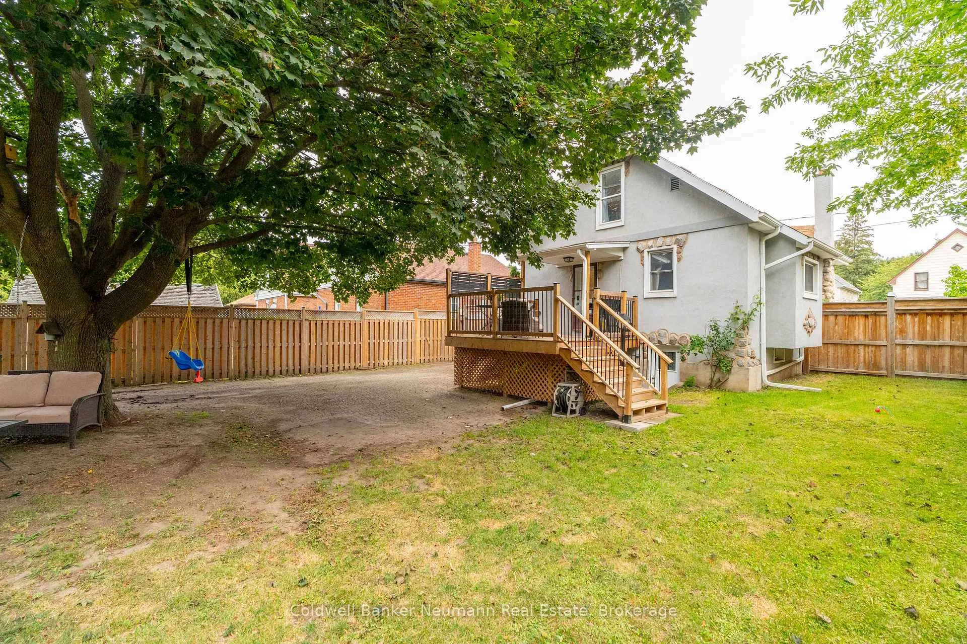 Photo 37 of 194 Dundas Street N, Cambridge — HOMEH