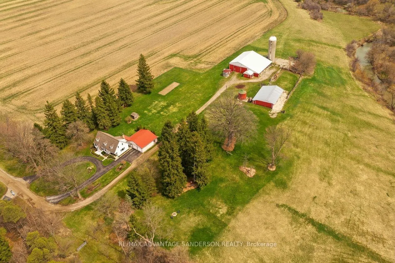 Photo 3 of 11247 Maple Road, North Middlesex, Rural North Middlesex — HOMEH