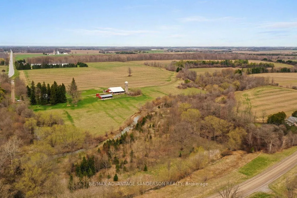 Photo 4 of 11247 Maple Road, North Middlesex, Rural North Middlesex — HOMEH