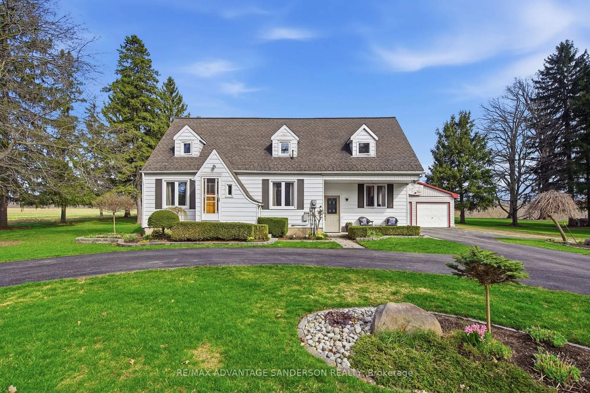 Photo 10 of 11247 Maple Road, North Middlesex, Rural North Middlesex — HOMEH